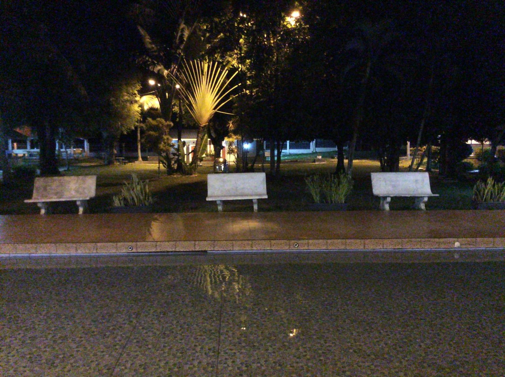 פורט דיקסון Green Town Hotel And Resort מראה חיצוני תמונה