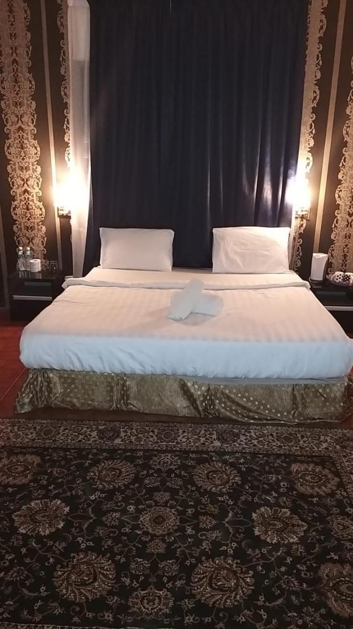 פורט דיקסון Green Town Hotel And Resort מראה חיצוני תמונה